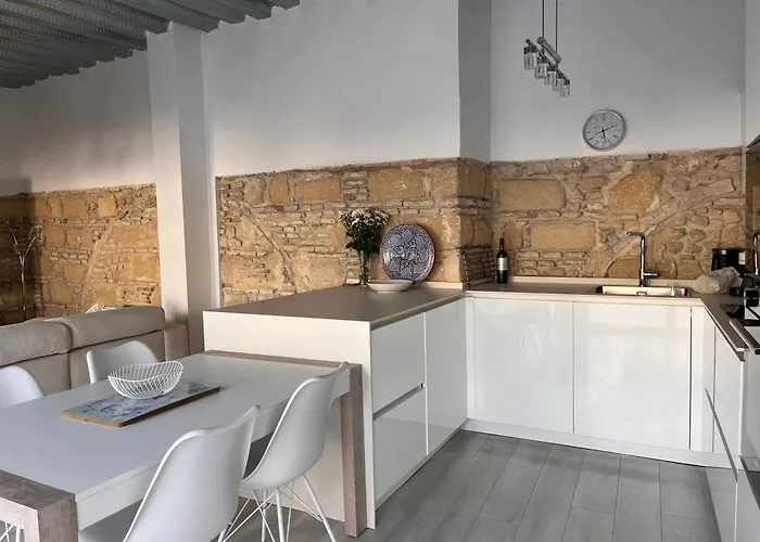 Casa Nuna Modern Loft With Private Garden Terrace Jerez de la Frontera